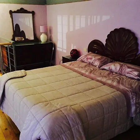 Emerald Fields Florence